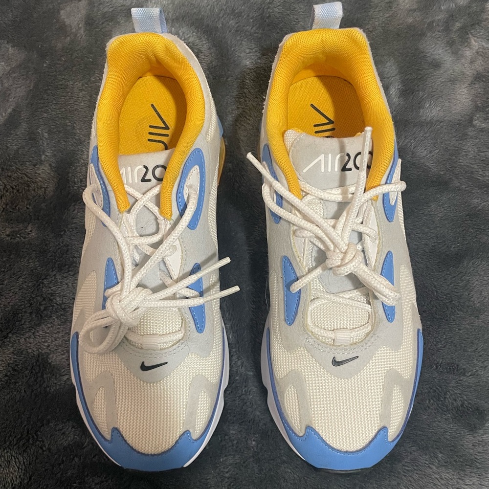 Nike air 200